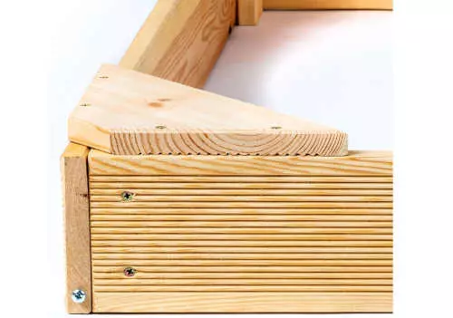Štvorcové drevené detské pieskovisko