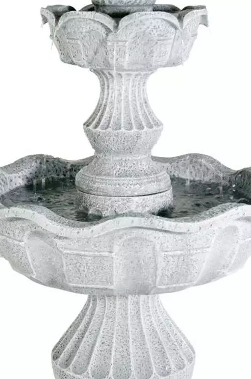 Starožitná záhradná fontána z umelého kameňa